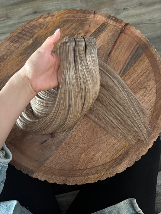 22” CLIP IN ASHY HIGHLIGHT