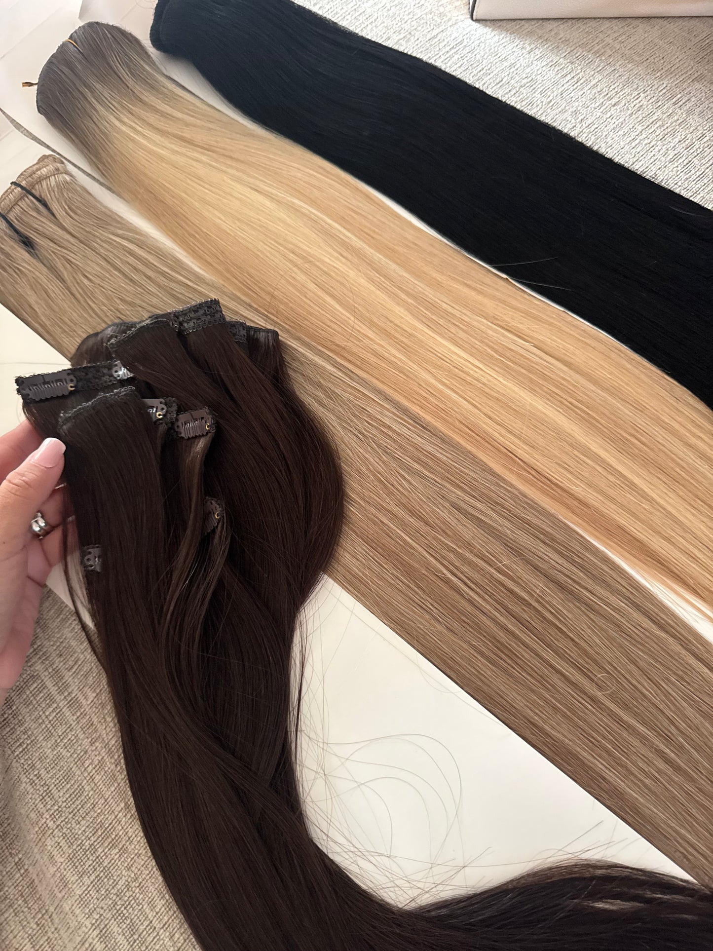 22” CLIP IN CHOCOLATE BROWN