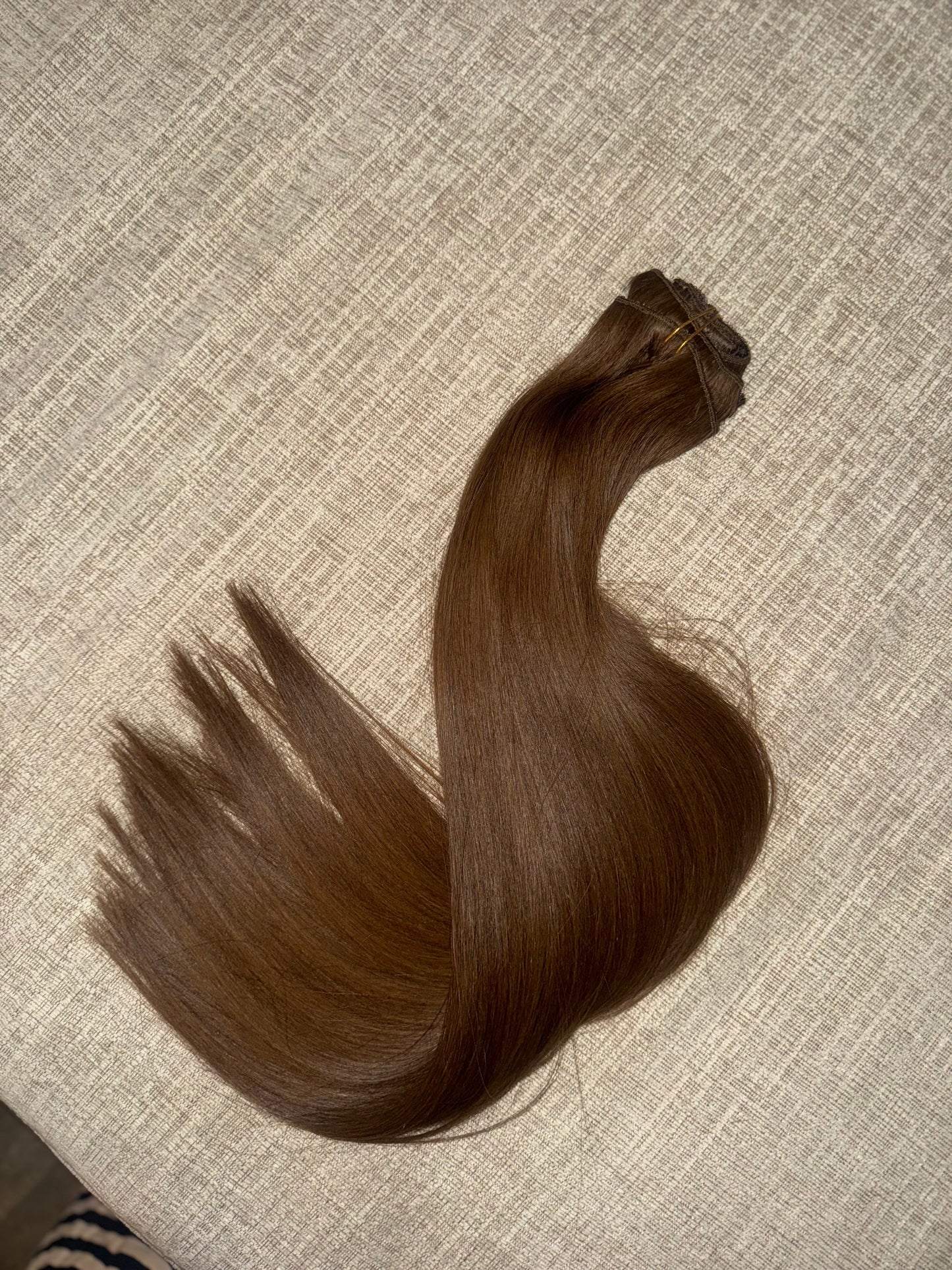 22” CLIP IN BABY BROWN